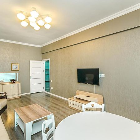 Luxury 2 Room Apartment In The Center Baku Exteriör bild