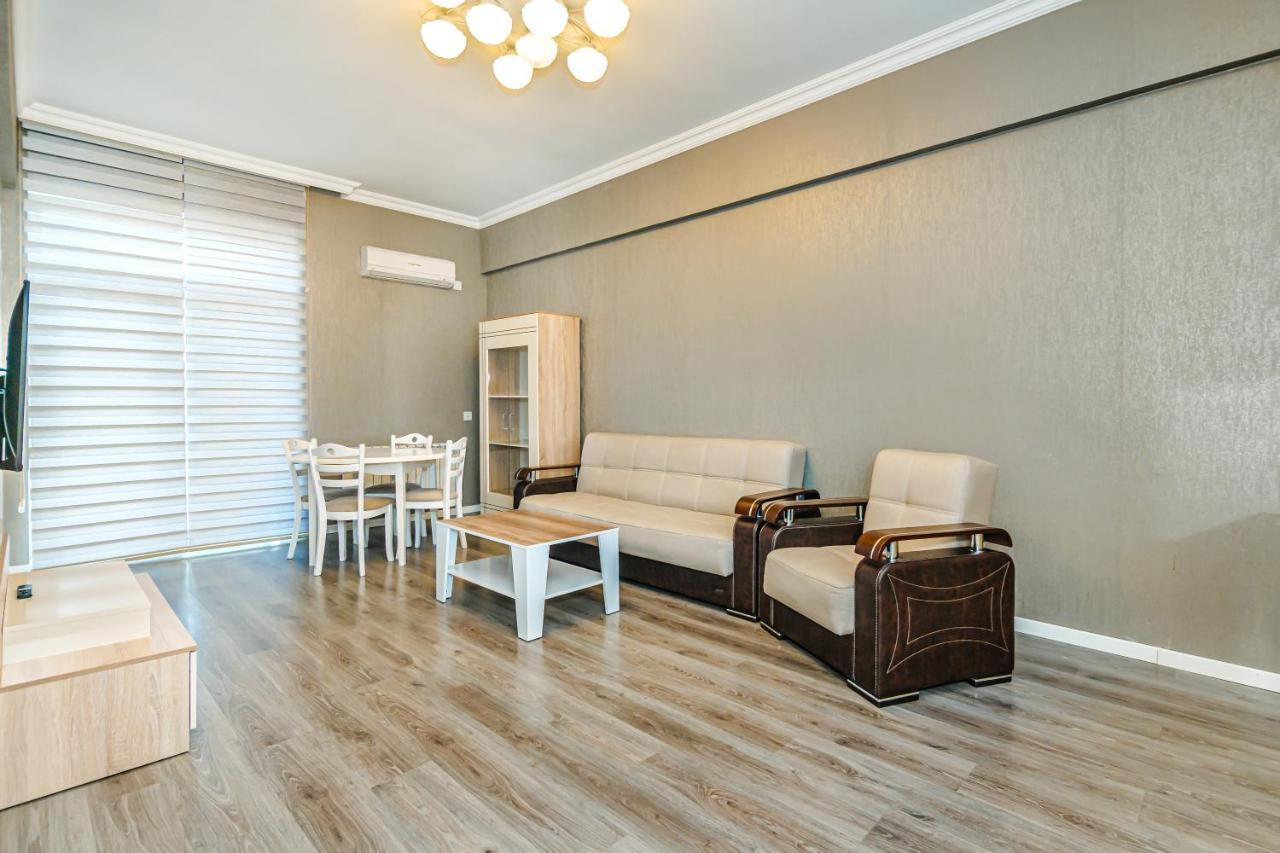 Luxury 2 Room Apartment In The Center Baku Exteriör bild