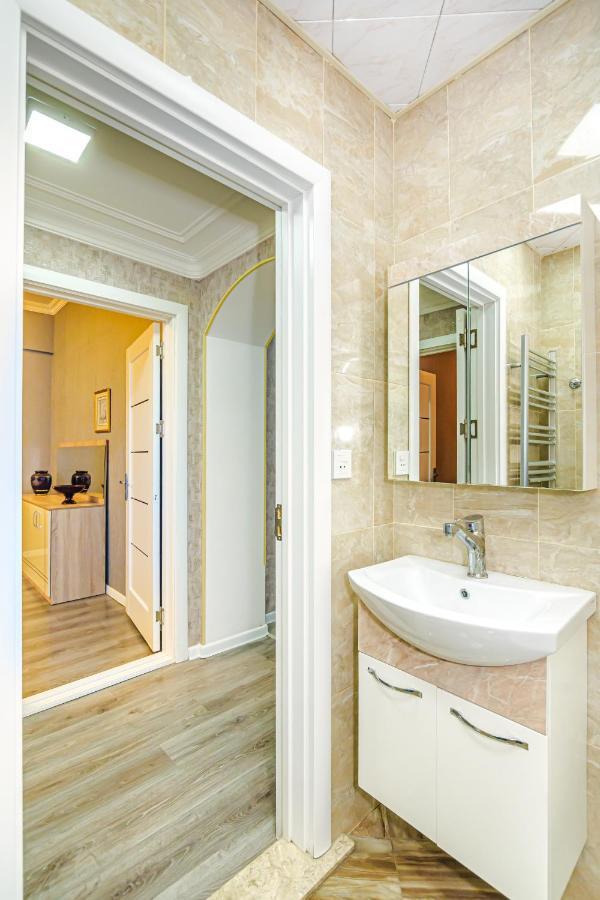 Luxury 2 Room Apartment In The Center Baku Exteriör bild