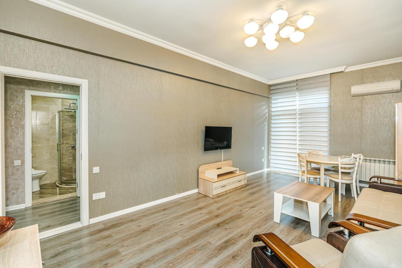 Luxury 2 Room Apartment In The Center Baku Exteriör bild