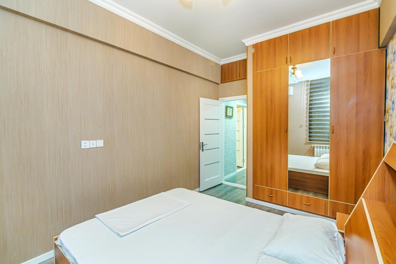 Luxury 2 Room Apartment In The Center Baku Exteriör bild
