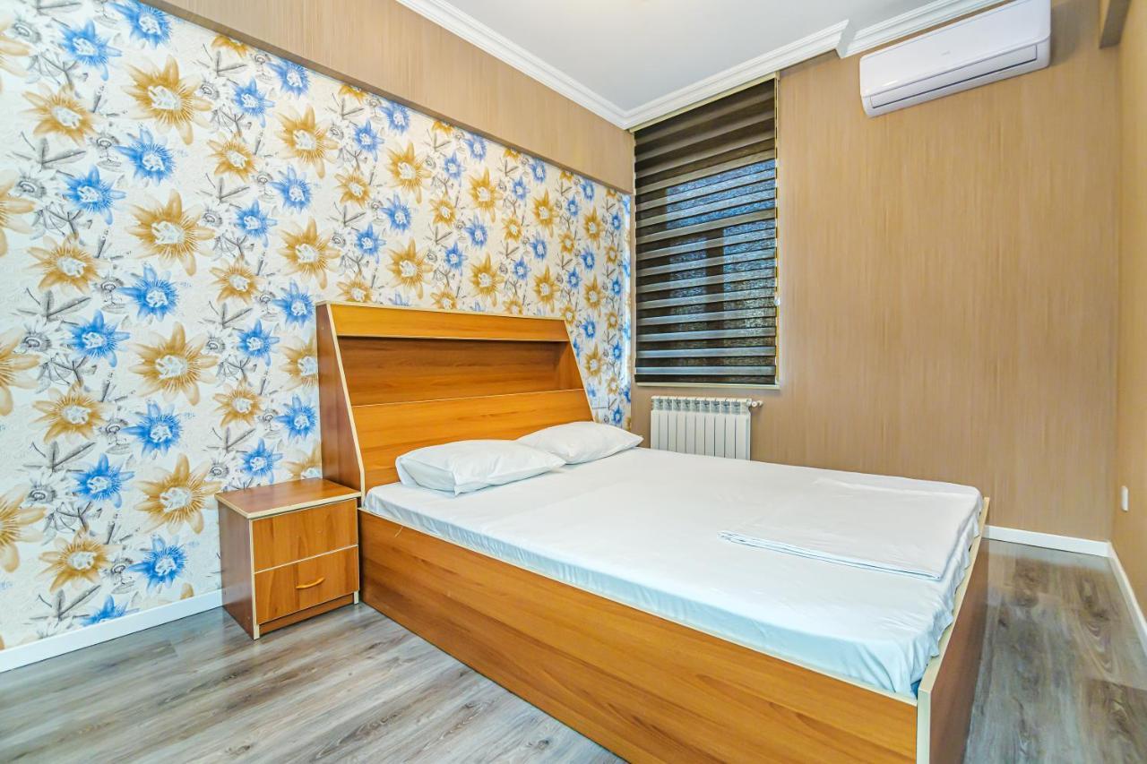 Luxury 2 Room Apartment In The Center Baku Exteriör bild
